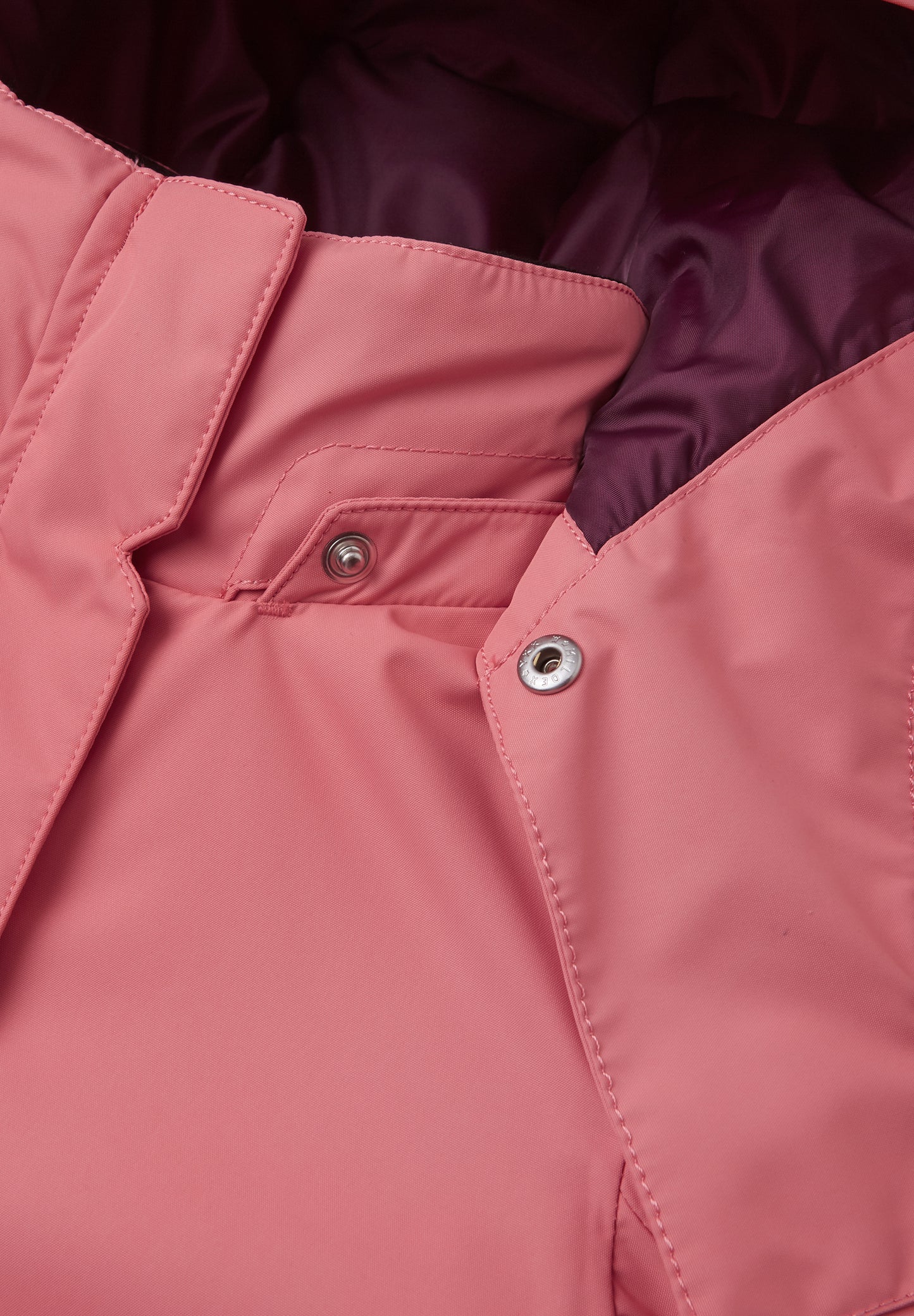 REIMA TEC Skijacke/Winterjacke<br> Kiiruna <br>Gr. 104 bis 140<br> Schneefang & verstellbare Ärmelbündchen mit Lycraeinsätzen<br> funktionelle Details<br> WS 12'000 mm