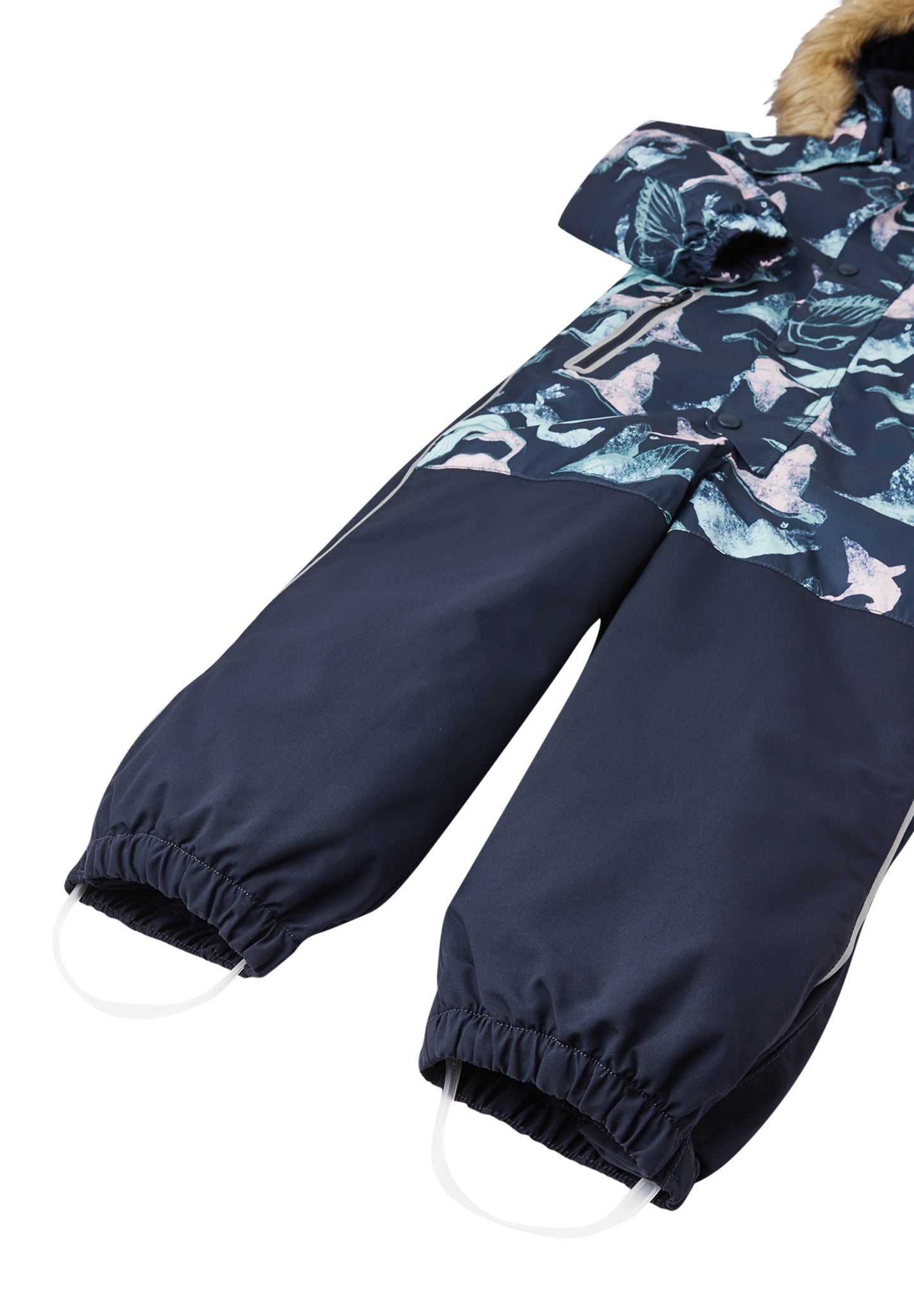 REIMA TEC+ Winteroverall/Skianzug <br>Kipina <br>Gr. 104 bis 140 <br>extra robuster Po-Bereich <br> Taille regulierbar <br> Beinende mit Druckknopf erweiterbar<br>auch ohne Kunstpelz tragbar <br>abnehmbare Fuss-Schlaufen<br> WS 12'000 mm