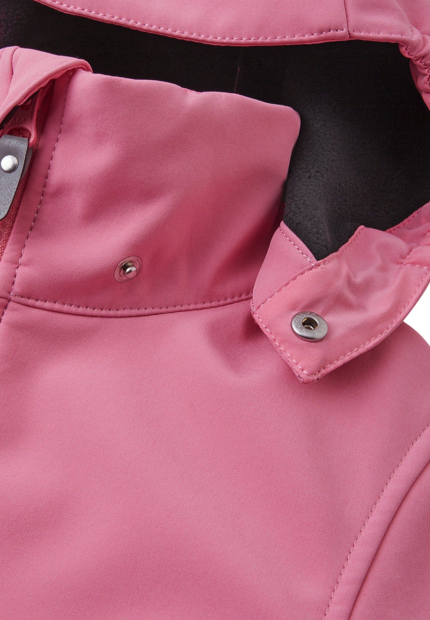 REIMA gefütterte Softshell-Jacke <br>Koivula <br>Gr. 146 bis 152<br> aussen Softshell <br>innen weiches Fleece <br>WS 10'000 mm