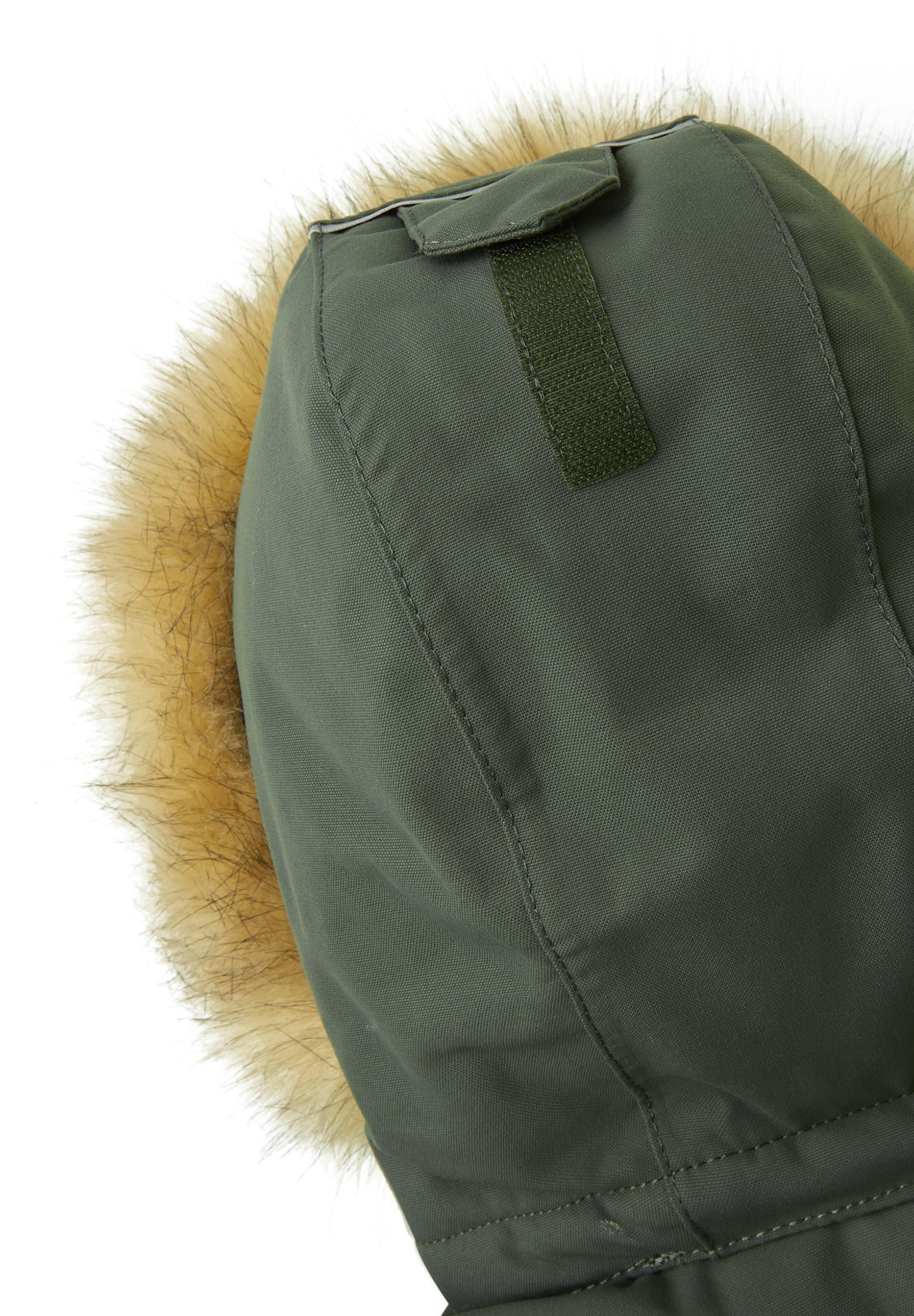REIMA TEC+ Winteroverall/Skianzug <br>Stavanger <br>Gr. 104 bis 140 <br>extra robuster Po- und Knie/Schienbeinbereich <br> Taille regulierbar <br>auch ohne Kunstpelz tragbar <br>abnehmbare Fuss-Schlaufen<br> WS 12'000 mm