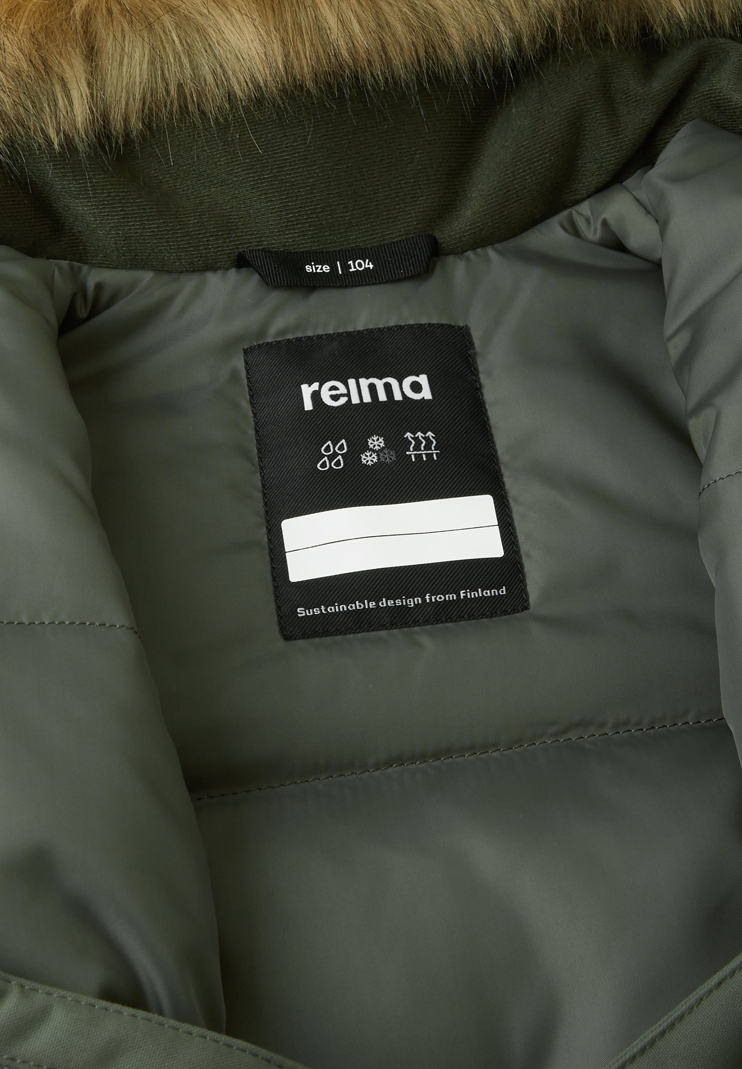 REIMA TEC+ Winteroverall/Skianzug <br>Stavanger <br>Gr. 104 bis 140 <br>extra robuster Po- und Knie/Schienbeinbereich <br> Taille regulierbar <br>auch ohne Kunstpelz tragbar <br>abnehmbare Fuss-Schlaufen<br> WS 12'000 mm