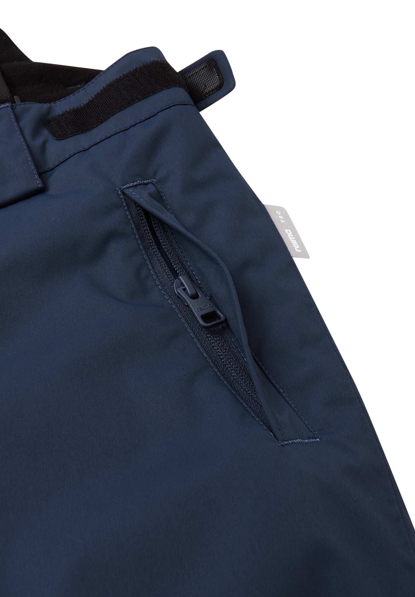 REIMA TEC+ Skihose<br> Terrie<br> Gr. 104 bis 164 <br>Po-Bereich mit Fleece isoliert<br> abnehmbare Träger, Schneefang am Beinende, Taille regulierbar<br> WS 12'000 mm