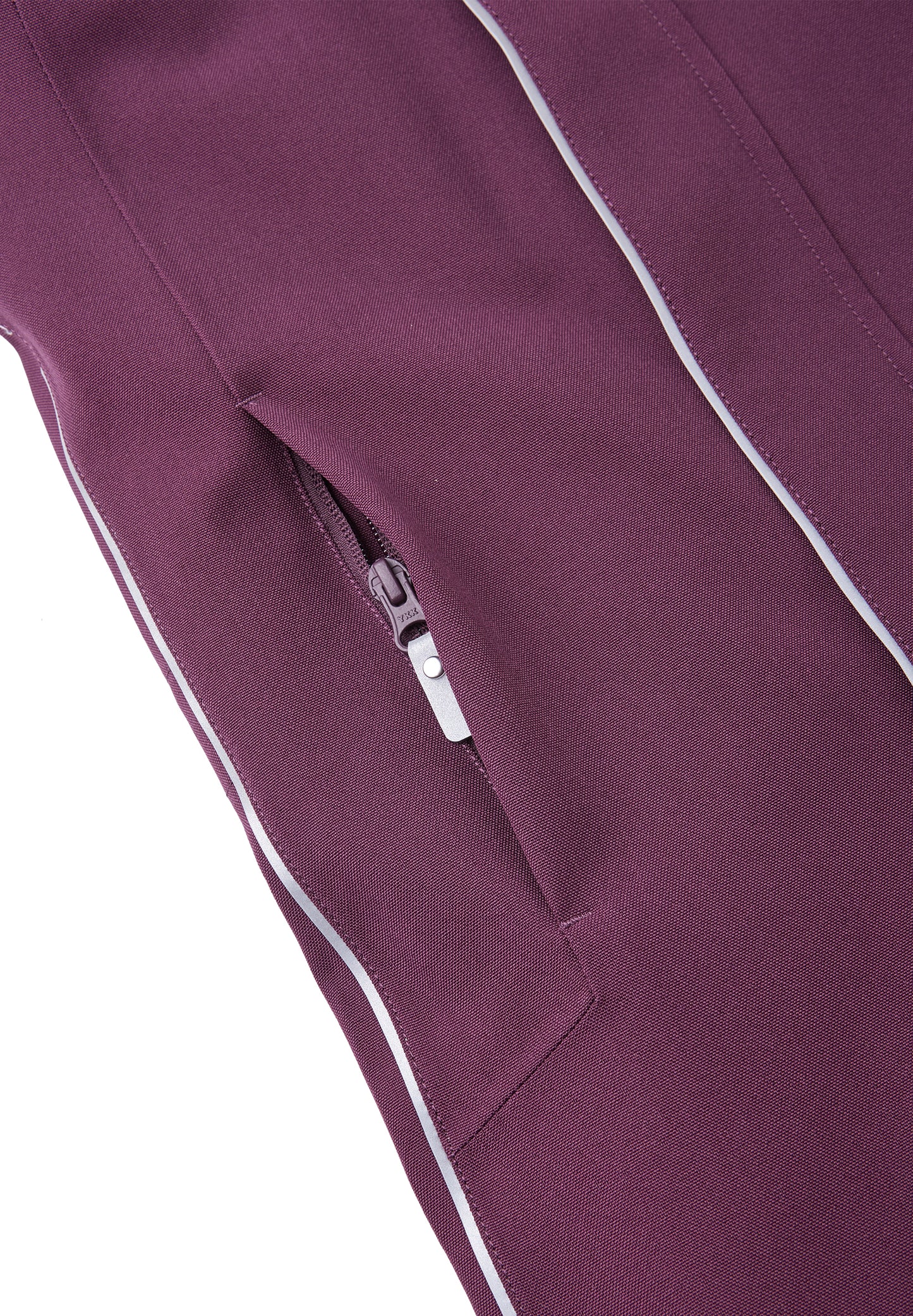 REIMA TEC+ Winteroverall/Skianzug <br>Trondheim <br>Gr. 110 bis 140 <br>extra robuster Po- und Knie/Schienbeinbereich <br> Taille regulierbar <br> Druckknopf am Beinende<br>auch ohne Kunstpelz tragbar <br>abnehmbare Fuss-Schlaufen<br> WS 10'000 mm
