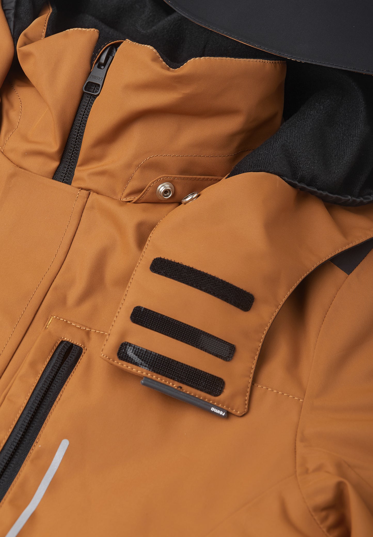 REIMA TEC+ Winteroverall/Skianzug <br>Utsjoki<br>Gr.140,152,158 <br>extra robuster Po-/Knie-/Schienbeinbereich <br>verstellbare Ärmelbündchen&Lycra-Einsätze <br>Taille regulierbar<br>Schneefang am Beinende <br>funktionelle Details <br>WS 12'000 mm