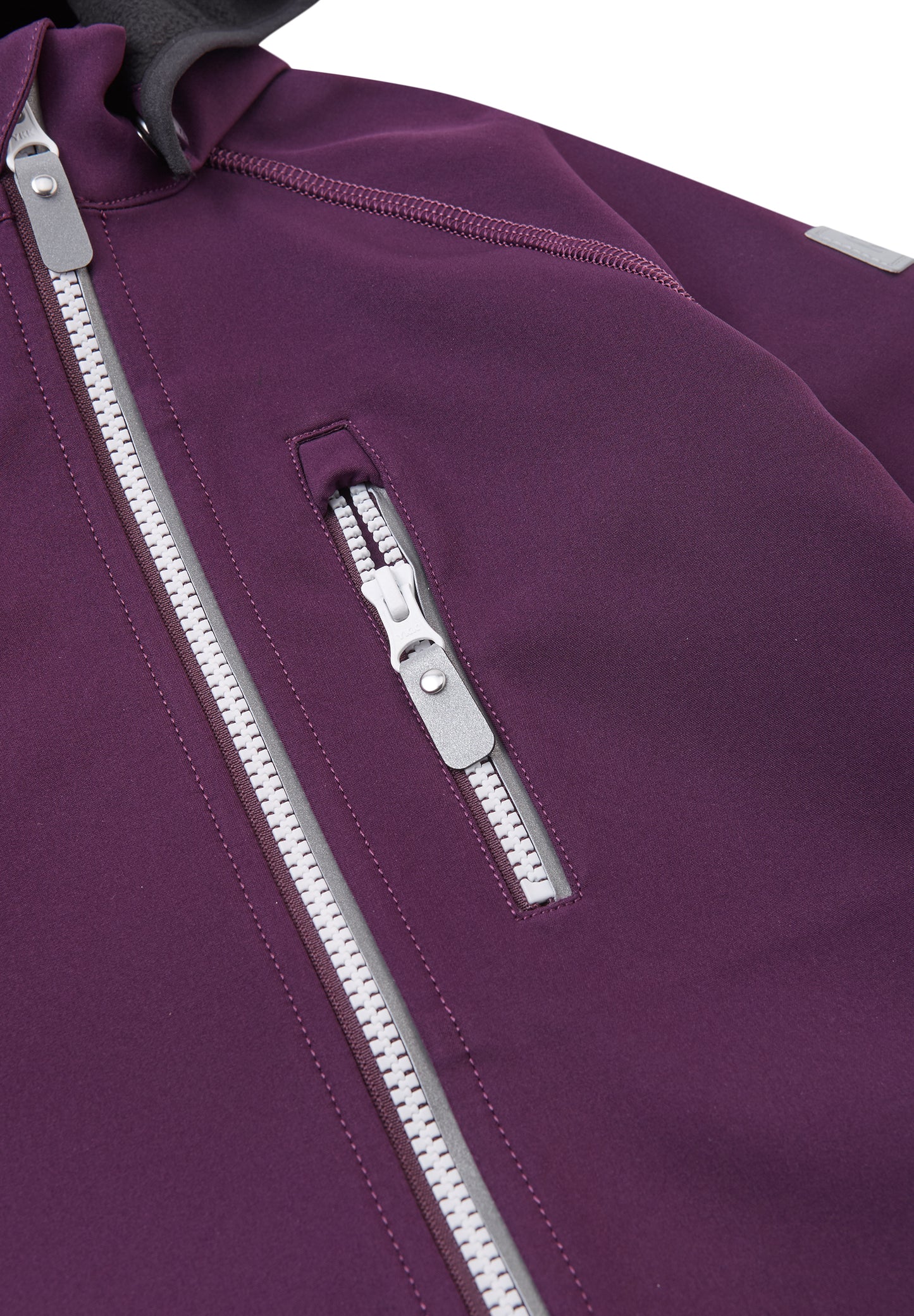 REIMA gefütterte Softshell-Jacke <br>Vantti <br>Gr. 80 bis 140<br> aussen Softshell<br> innen weiches Fleece <br>WS 10'000 mmz