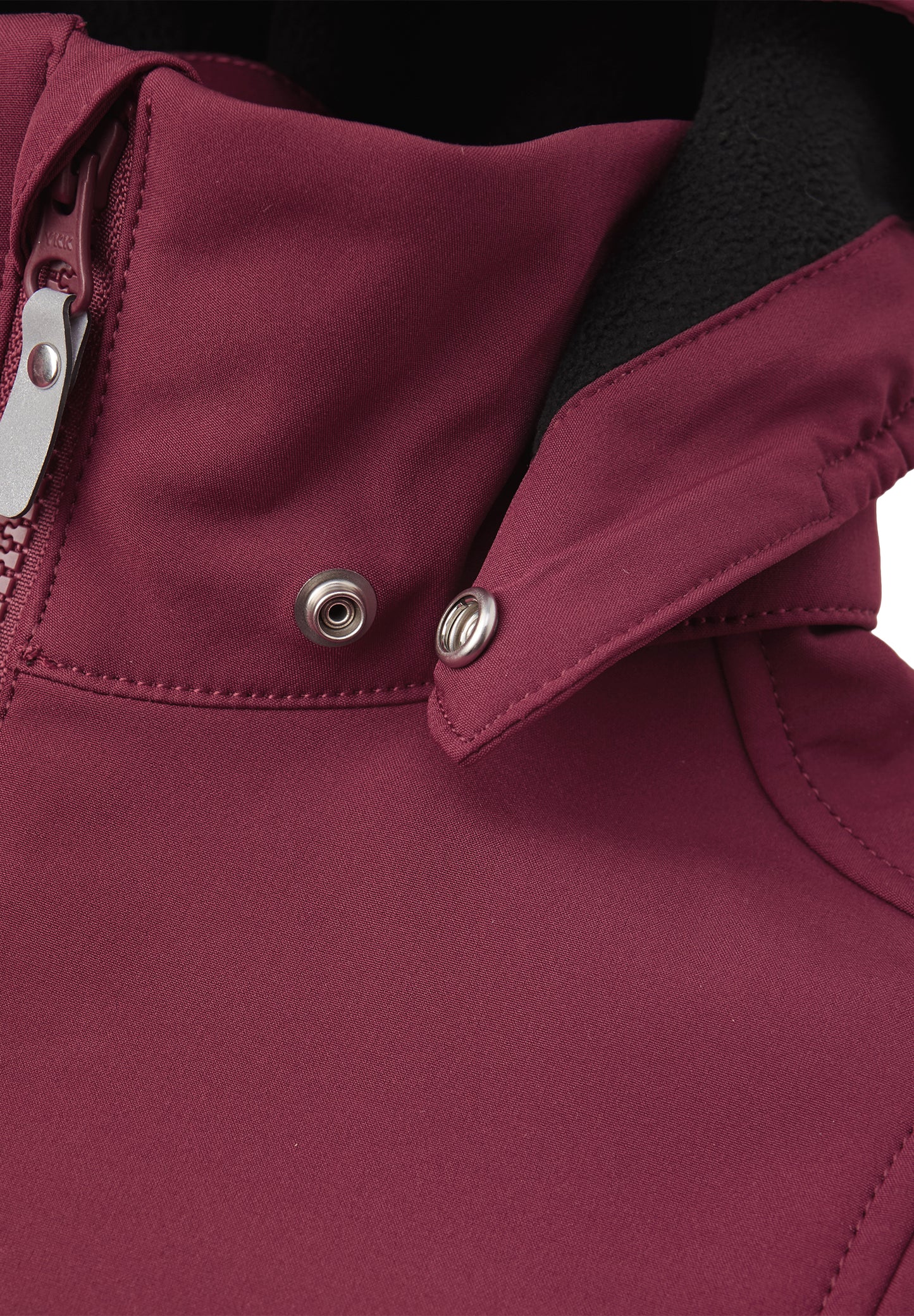 REIMA gefütterte Softshell-Jacke <br>Espoo <br>Gr. 140, 146, 152, 158, 164<br> aussen Softshell <br>innen weiches Fleece <br>WS 10'000 mm