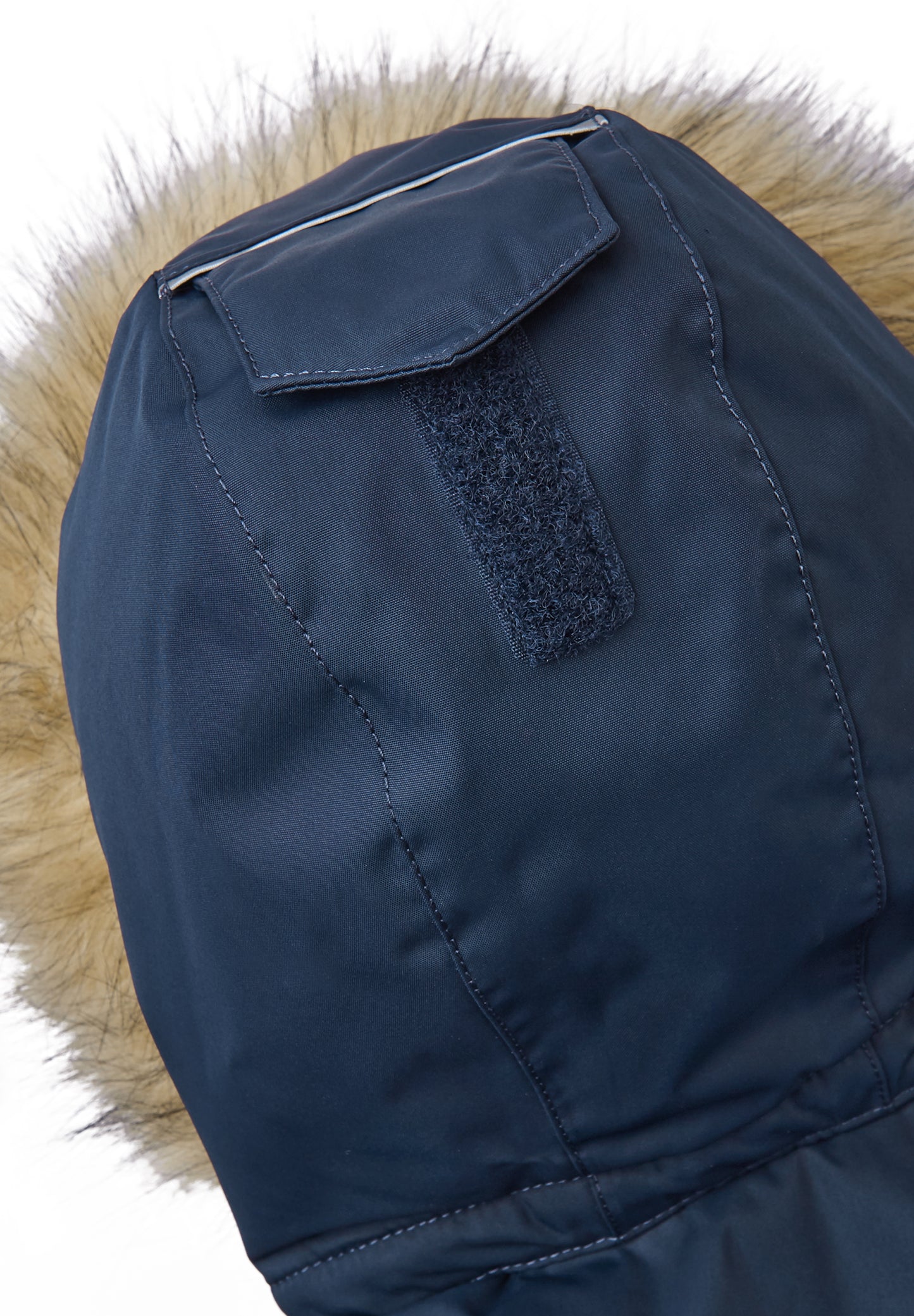 REIMA TEC Winteroverall/Skianzug<br> Gotland <br>Gr. 74 bis 98<br> Po-Bereich extra dick isoliert<br> auch ohne Kunst-Pelz tragbar<br> abnehmbare Fuss-Schlaufen<br> WS >12'000 mm