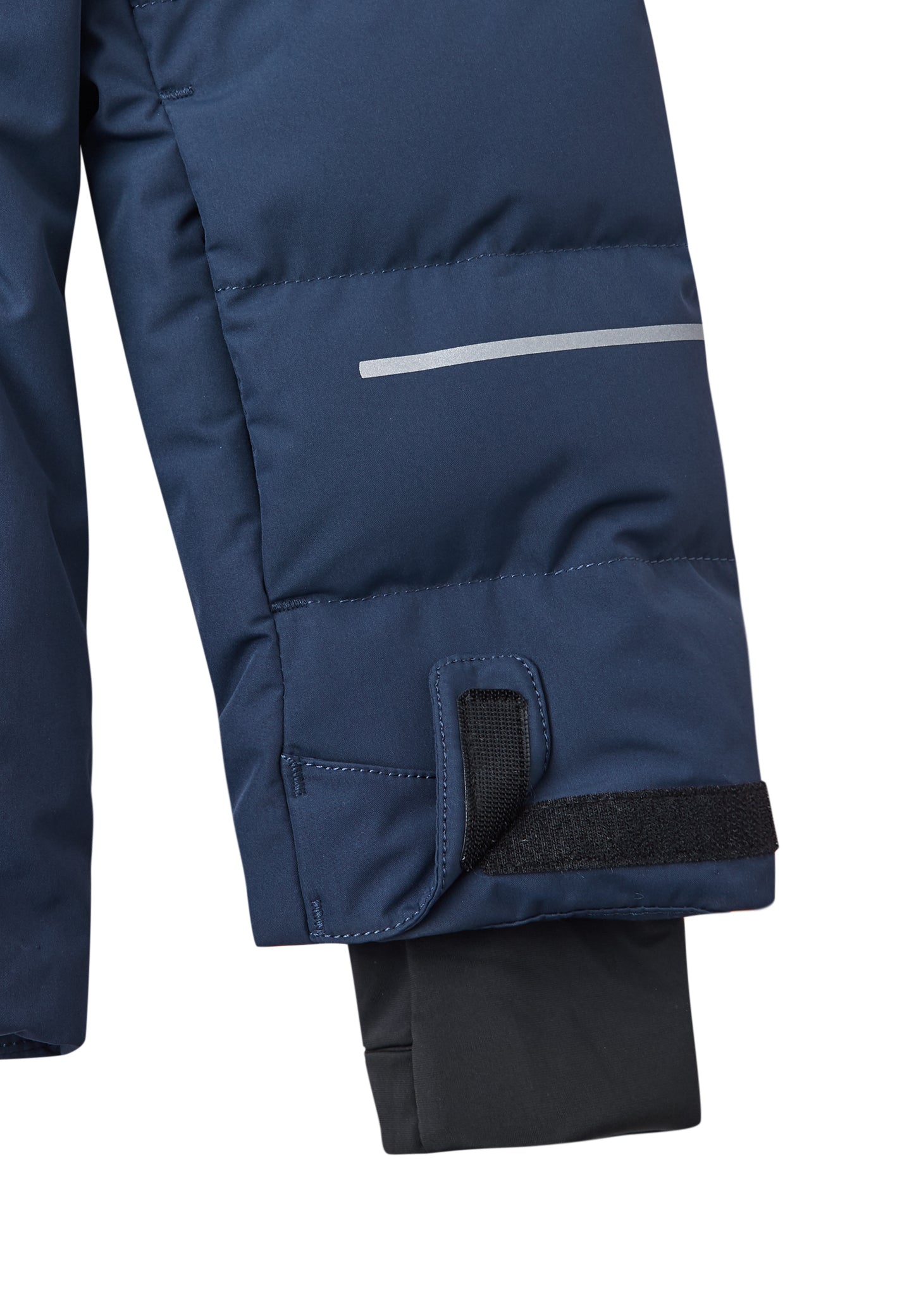 REIMA Primaloft-Skijacke/Winterjacke <br>Kuosku <br>Gr. 116, 122, 128, 134, 146, 152, 158, 164 <br> mit Primaloft (künstliche Daune) wattiert<br> Schneefang & verstellbare Ärmelbündchen mit Lycraeinsätzen<br> funktionelle Details <br> WS 15'000 mm