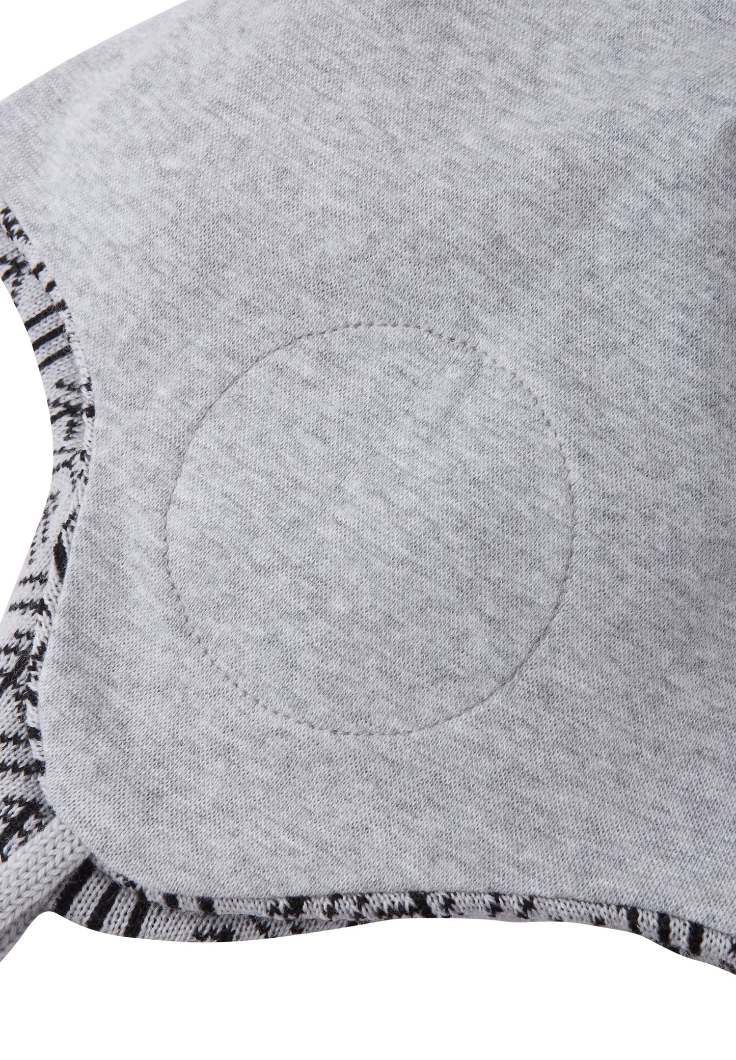 Reima Mütze mit Bändel <br>Kuurainen <br>Gr. 46, 48, 50, 52 <br>innen hautfreundliche Bio-Baumwolle<br> aussen warme, wasserabweisende Merino-Wolle<br> Windstopper-Membrane im Ohrbereich