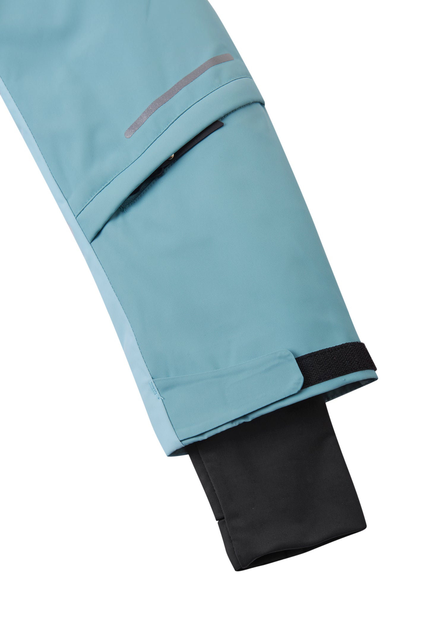 REIMA TEC+ Winteroverall/Skianzug <br>Lemmenjoki<br> Gr. 152 bis 164 <br>extra robuster Po-und Knie/Schienbeinbereich<br>verstellbare Ärmelbündchen & Lycra-Einsätze <br>Taille regulierbar<br>Schneefang am Beinende <br>funktionelle Details <br>WS 12'000 mm