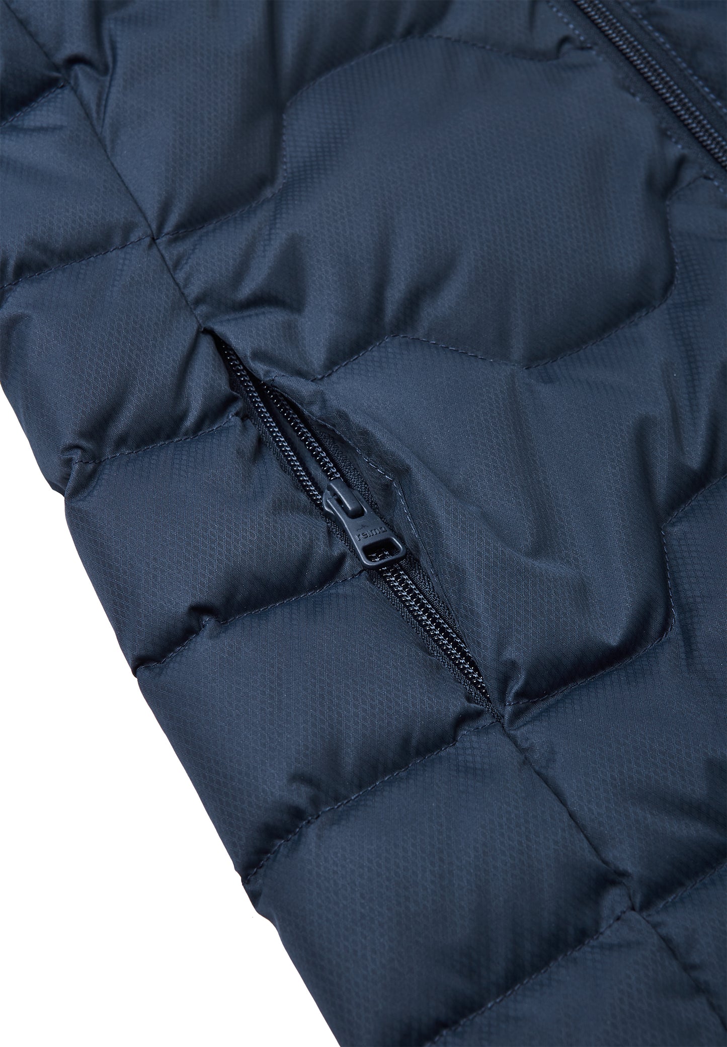 REIMA warmer Daunen-Wintermantel Loimaa<br> Gr. 110, 128<br> echte zertifizierte Daune, waschbar<br> lang geschnitten <br>WS 5'000 mm