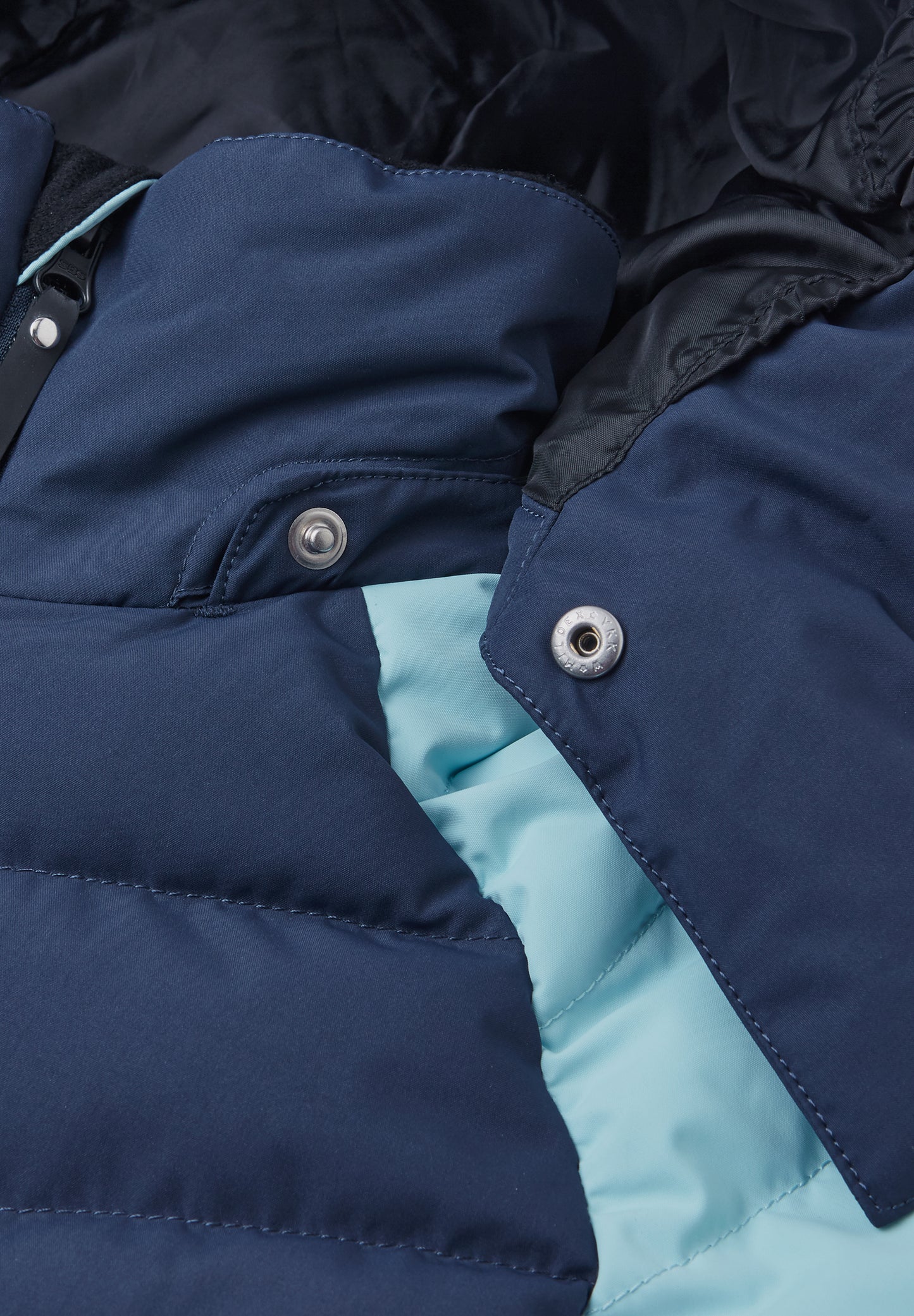 REIMA Primaloft-Skijacke/Winterjacke<br> Luppo <br>Gr. 122, 128, 134, 146, 152, 158,<br> mit Primaloft (künstliche Daune) wattiert<br> Schneefang & verstellbare Ärmelbündchen mit Lycraeinsätzen<br> funktionelle Detail <br> WS 15'000 mm