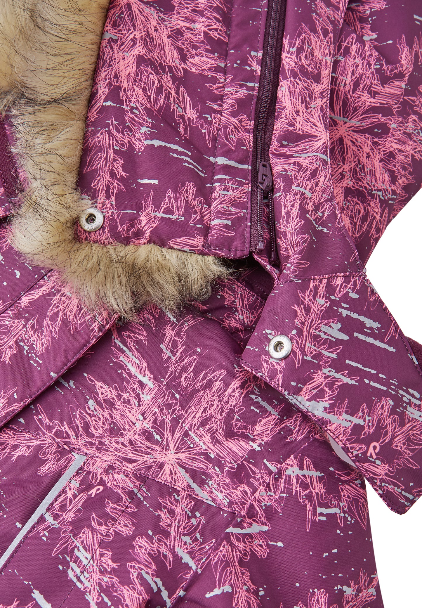 REIMA TEC Winterjacke/Parka Silda<br>Gr. 104, 110, 116, 122, 128<br> komplette Jacke reflektiert im Dunkeln <br>Kunstpelz abnehmbar, langer Schnitt<br> WS 15'000 mm