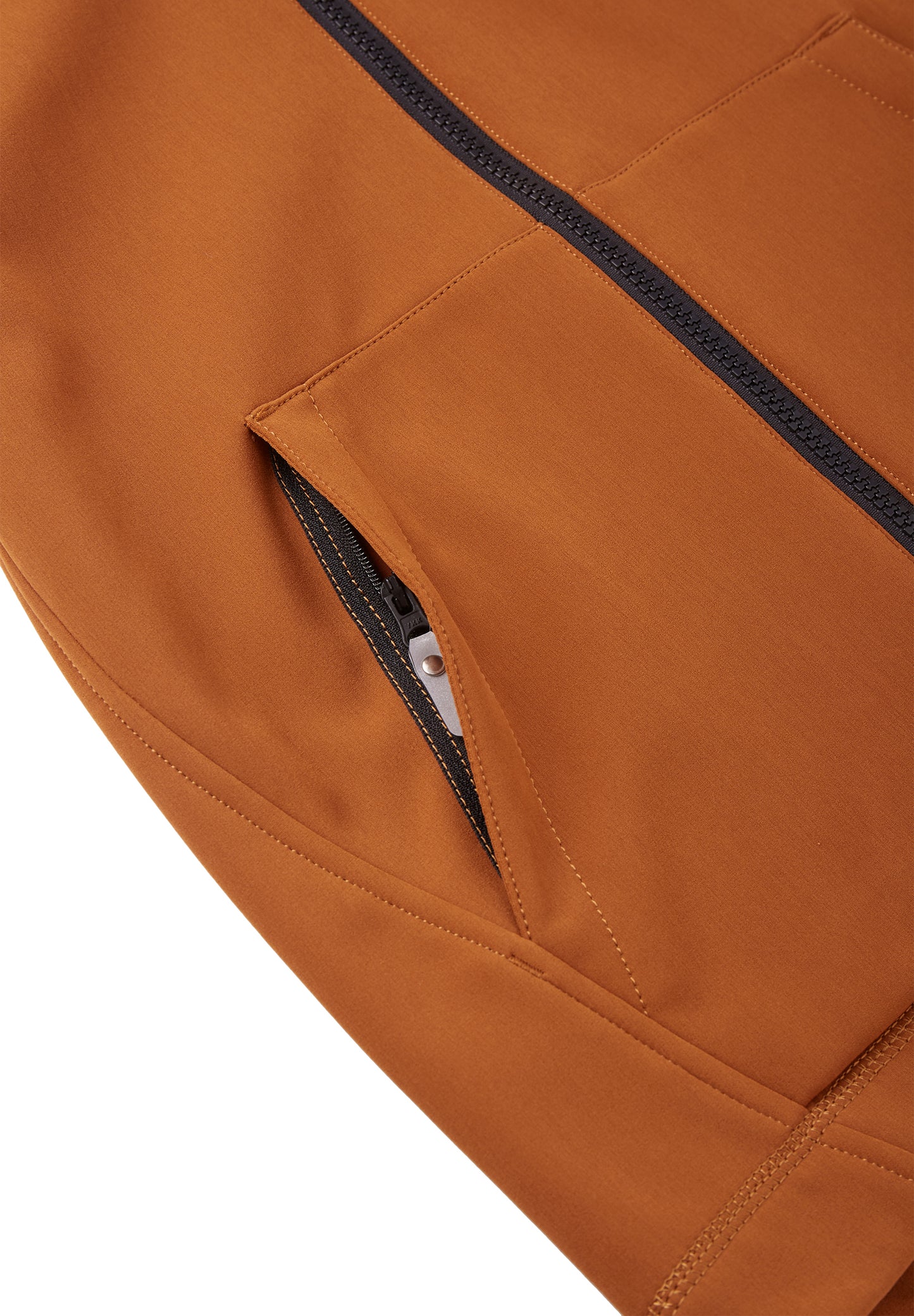 REIMA gefütterte Softshell-Jacke <br>Sipoo <br>Gr. 122, 134, 140, 152, 158, 164<br> aussen Softshell <br>innen weiches Fleece <br>WS 10'000 mm