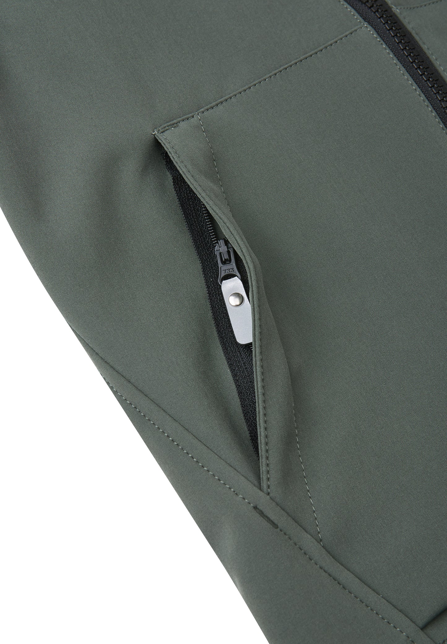 REIMA gefütterte Softshell-Jacke <br>Sipoo <br>Gr. 122, 134, 140, 152, 158, 164<br> aussen Softshell <br>innen weiches Fleece <br>WS 10'000 mm