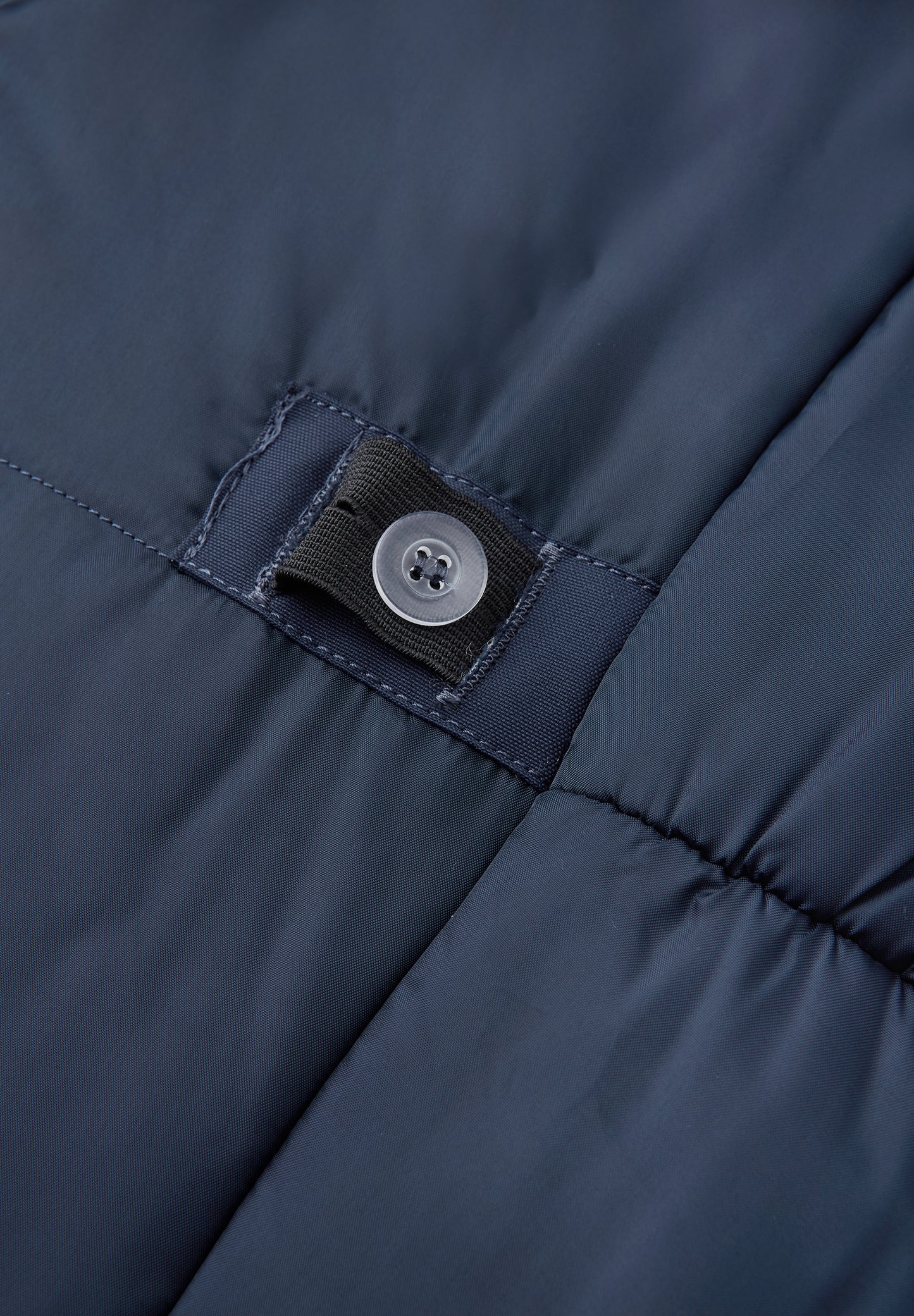 REIMA TEC+ Winteroverall/Skianzug <br>Stavanger <br>Gr. 104 bis 140 <br>extra robuster Po- und Knie/Schienbeinbereich <br> Taille regulierbar <br>auch ohne Kunstpelz tragbar <br>abnehmbare Fuss-Schlaufen<br> WS 12'000 mm