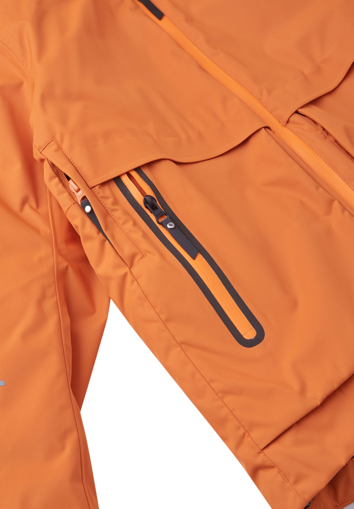 REIMA TEC Skijacke/Winterjacke<br> Tirro <br>Gr. 104, 116, 122, 128, 134, 140, 146, 152, 158, 164<br> Schneefang & verstellbare Ärmelbündchen mit Lycraeinsätzen<br> Lüftungs-Reissverschlüsse<br>funktionelle Details<br> WS 12'000 mm