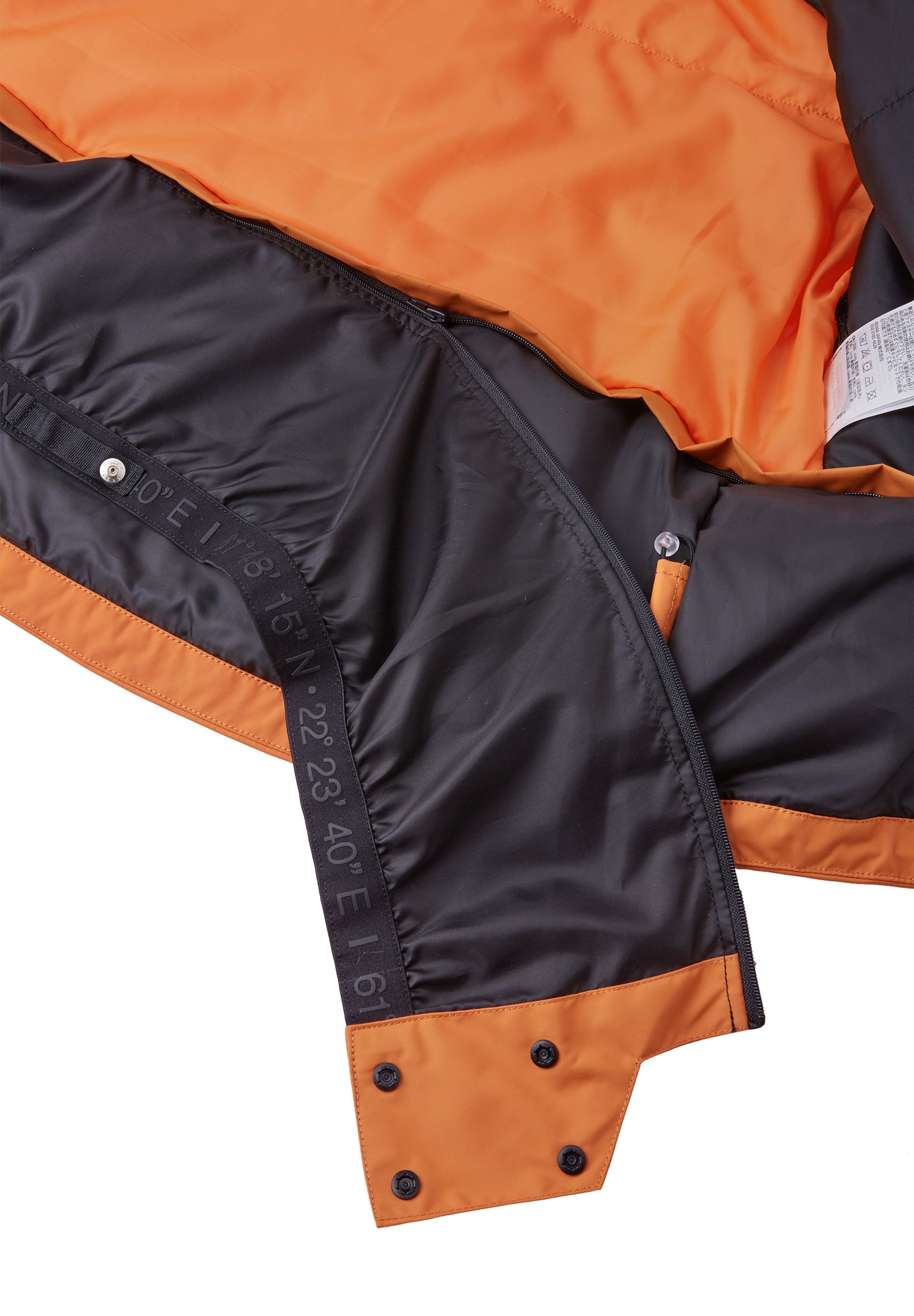 REIMA TEC Skijacke/Winterjacke<br> Tirro <br>Gr. 104, 116, 122, 128, 134, 140, 146, 152, 158, 164<br> Schneefang & verstellbare Ärmelbündchen mit Lycraeinsätzen<br> Lüftungs-Reissverschlüsse<br>funktionelle Details<br> WS 12'000 mm