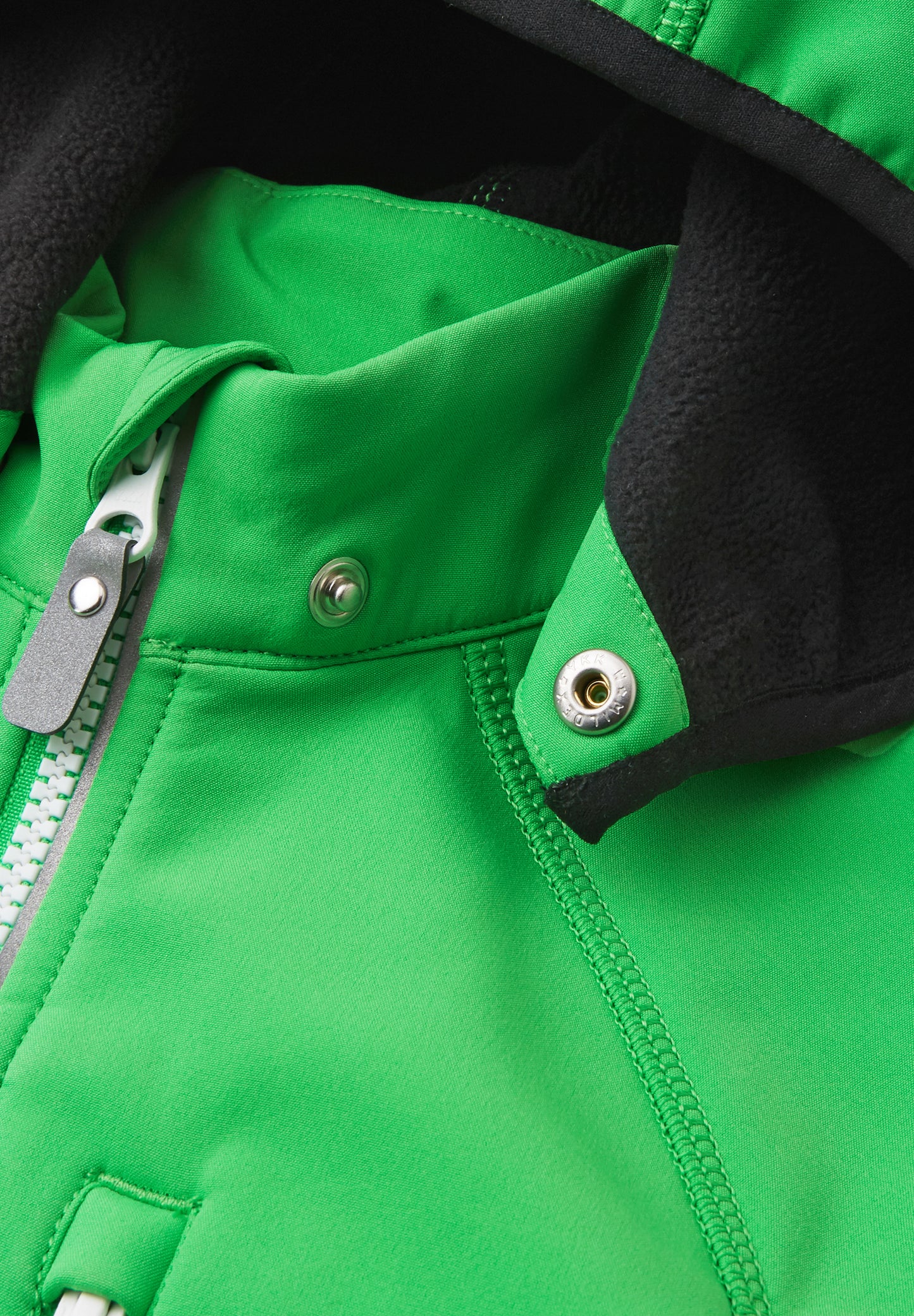 REIMA gefütterte Softshell-Jacke <br>Vantti <br>Gr. 80 bis 140<br> aussen Softshell<br> innen weiches Fleece <br>WS 10'000 mm