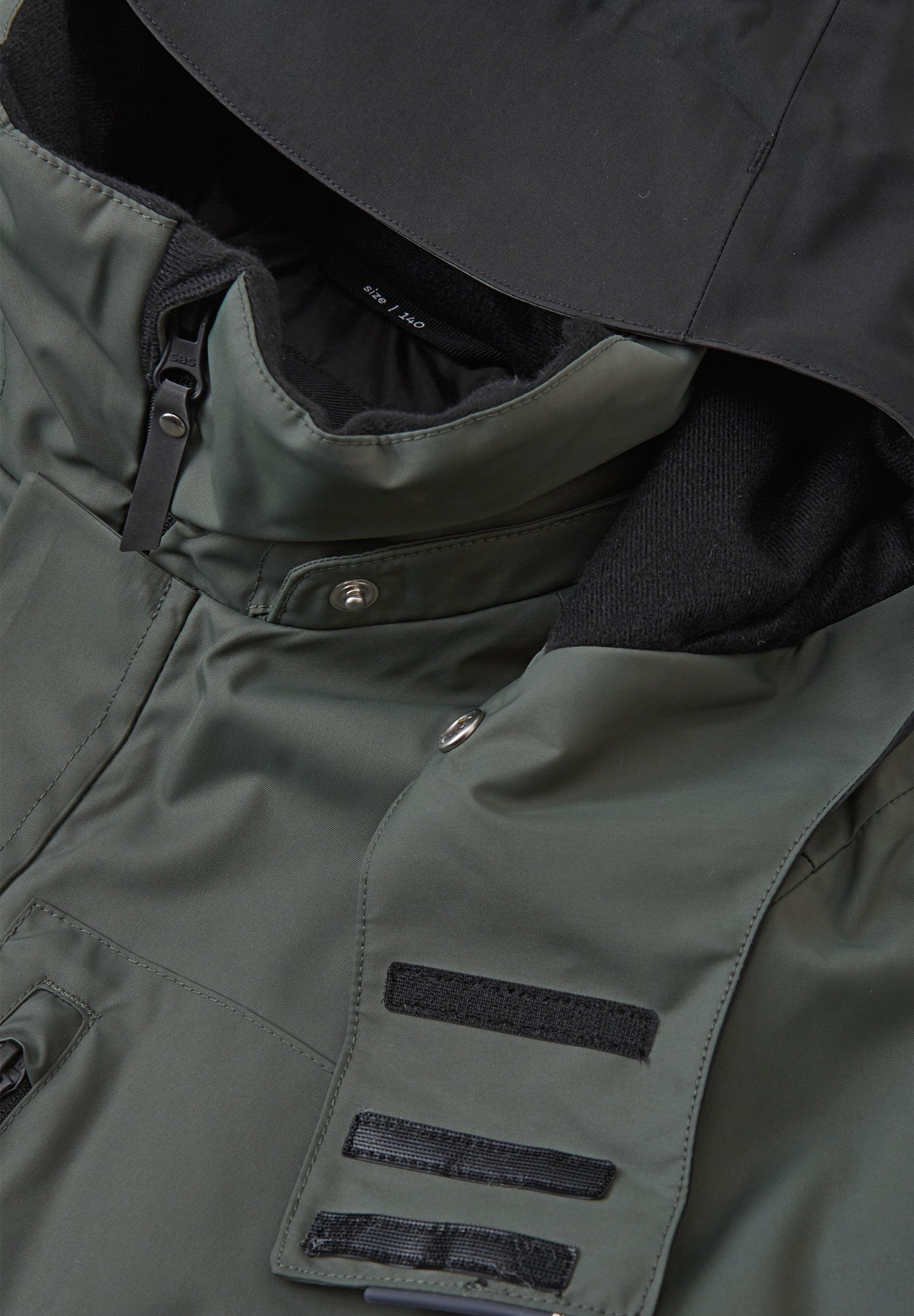 REIMA TEC+ Winteroverall/Skianzug <br>Utsjoki<br>Gr.140,152,158 <br>extra robuster Po-/Knie-/Schienbeinbereich <br>verstellbare Ärmelbündchen&Lycra-Einsätze <br>Taille regulierbar<br>Schneefang am Beinende <br>funktionelle Details <br>WS 12'000 mm
