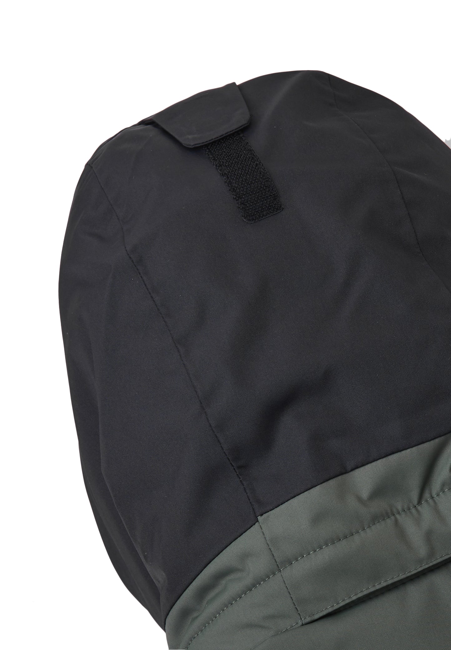 REIMA TEC+ Winteroverall/Skianzug <br>Utsjoki<br>Gr.140,152,158 <br>extra robuster Po-/Knie-/Schienbeinbereich <br>verstellbare Ärmelbündchen&Lycra-Einsätze <br>Taille regulierbar<br>Schneefang am Beinende <br>funktionelle Details <br>WS 12'000 mm