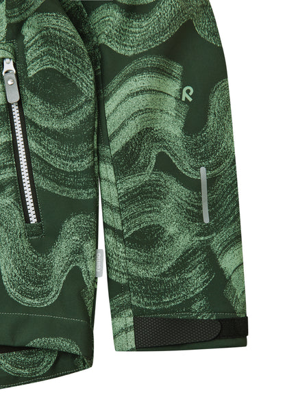 REIMA gefütterte Softshell-Jacke<br> Aitoo<br> Gr. 164 <br>aussen Softshell<br>innen weiches Fleece <br>regulierbare Ärmelbündchen<br> WS 10'000 mm