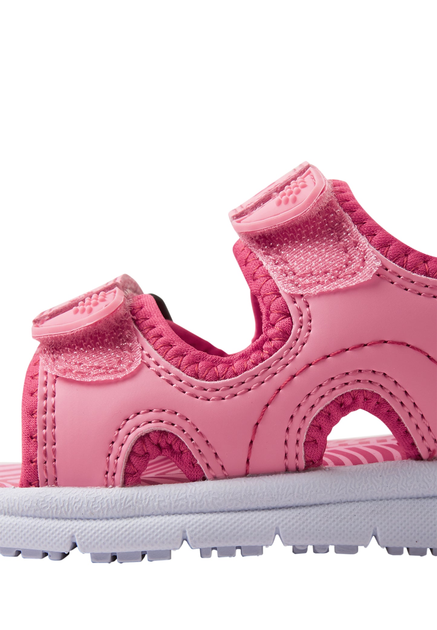 REIMA Sandalen / Badesandalen<br> Bungee <br>Gr. 24, 25, 27, 28, 29, 30, 31, 32 <br> sehr leicht & weich<br> zwei Klettverschlüsse seitlich für selbstständiges Anziehen<br> auch im/am Wasser geeignet