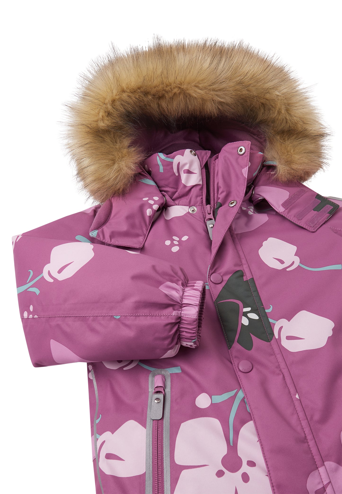 REIMA TEC+ Winteroverall/Skianzug <br>Kipina <br>Gr. 128<br>extra robuster Po-Bereich <br>Taille regulierbar<br> Beinende mit Druckknopf erweiterbar<br> Kunstpelz abnehmbar <br>abnehmbare Fuss-Schlaufen<br> extra warm<br> WS 12'000 mm