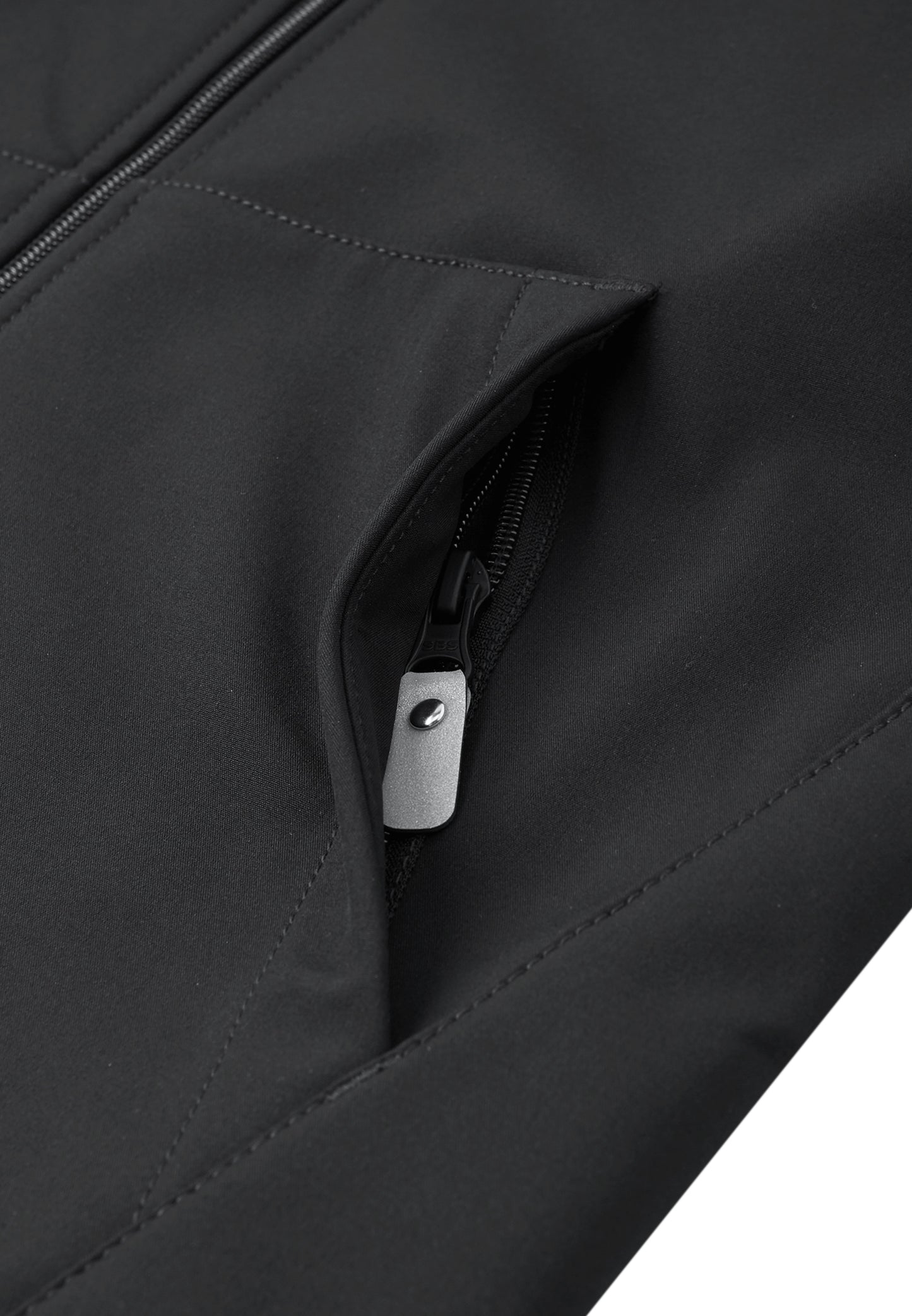 REIMA gefütterte Softshell-Jacke <br>Koivula <br>Gr. 146, 152, 164<br> aussen Softshell <br>innen weiches Fleece <br>WS 10'000 mm