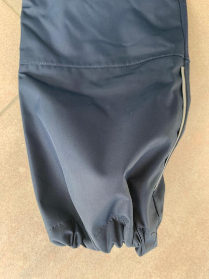 REIMA TEC+ Regenhose <br>Lento <br>Gr. 110, 140<br>Bund & Bein-Ende anpassbar<br> strapazierfähige Verstärkungen<br> schmalstes Modell<br> WS 12'000 mm