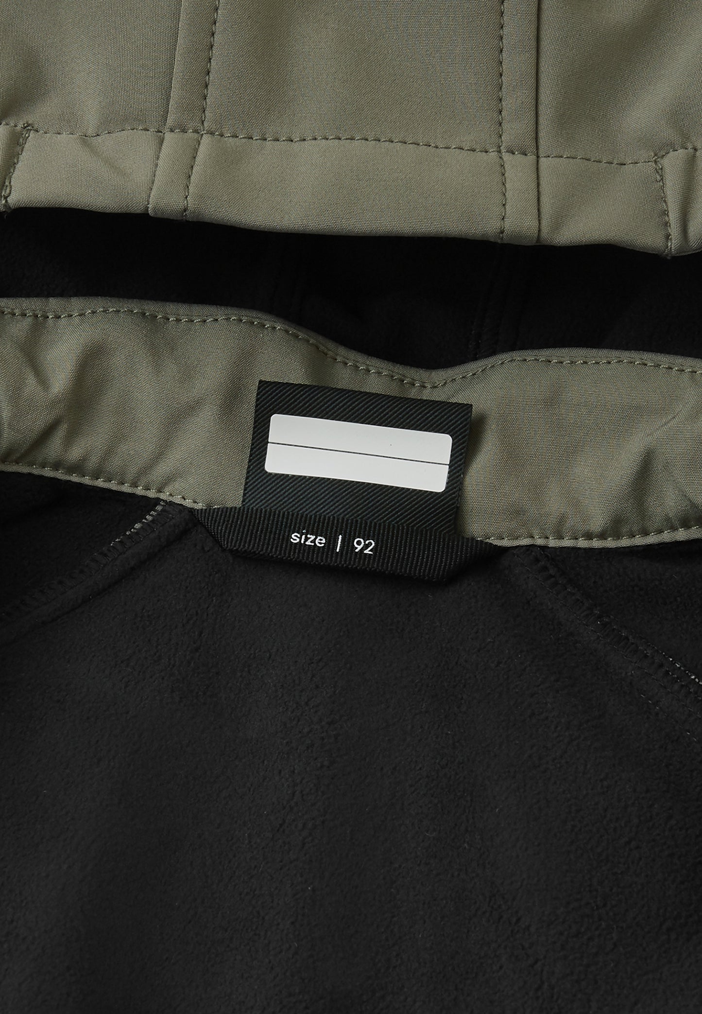REIMA gefütterter Softshell-Overall<br> Mjosa <br>Waldspielgruppe, Outdoor, KiTa<br> Gr. 74, 80, 92<br> innen warmes Fleece<br> Bein- und Po extra strapazierfähig<br> abnehmbare Fussgummi<br> WS 12'000 mm