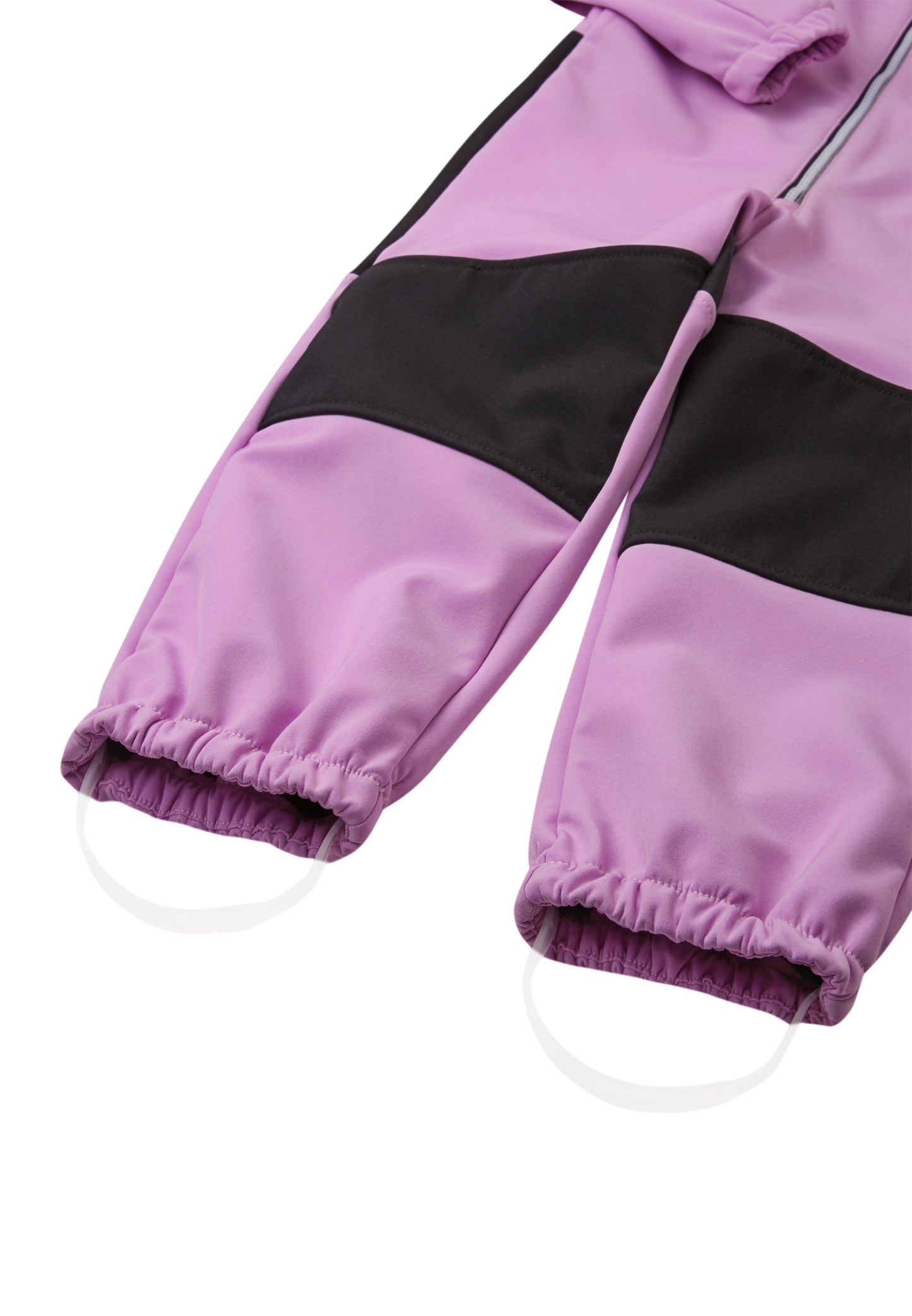 REIMA gefütterter Softshell-Overall<br> Nurmes<br>Gr. 122<br> Waldspielgruppe, Outdoor, KiTa<br>  innen weiches Fleece, aussen Softshell<br> Bein- und Po extra strapazierfähig<br> abnehmbare Fussgummi<br> WS 10'000 mm