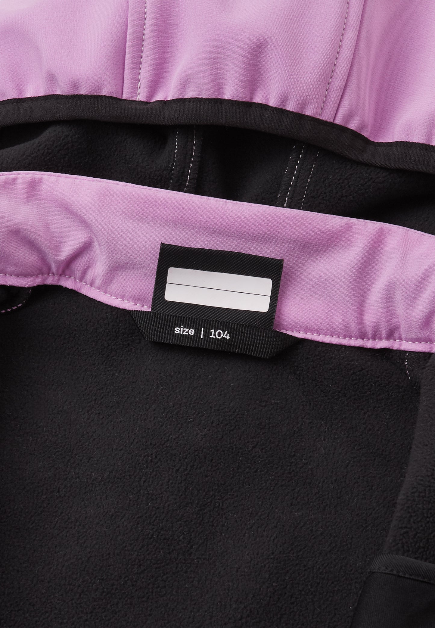 REIMA gefütterter Softshell-Overall<br> Nurmes<br>Gr. 122<br> Waldspielgruppe, Outdoor, KiTa<br>  innen weiches Fleece, aussen Softshell<br> Bein- und Po extra strapazierfähig<br> abnehmbare Fussgummi<br> WS 10'000 mm