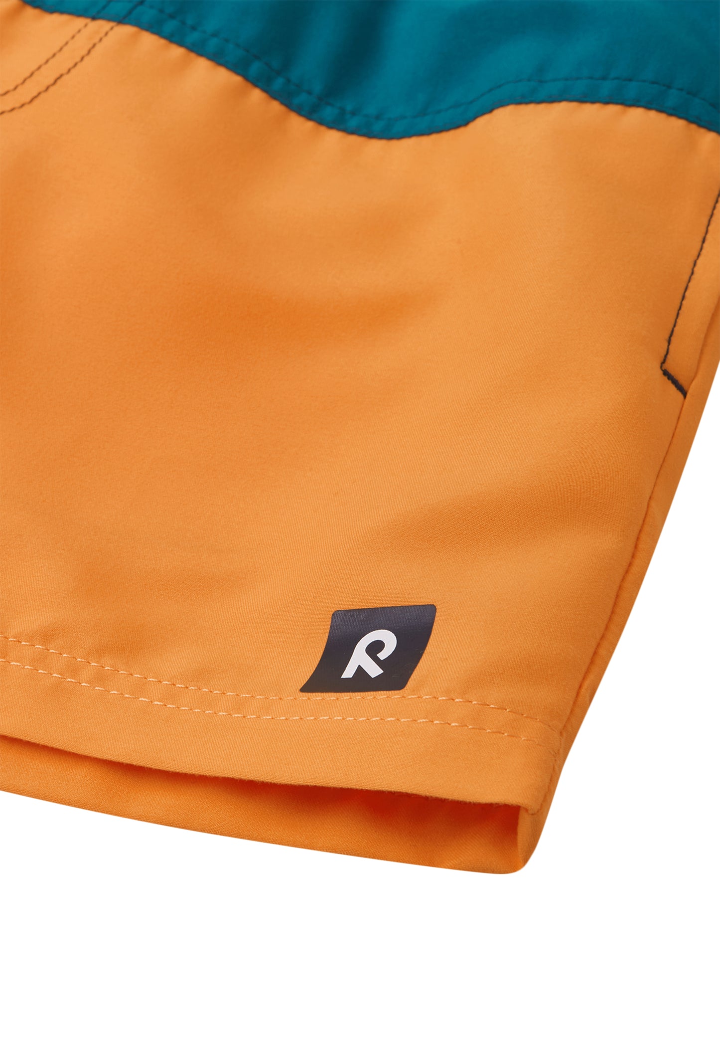 REIMA Badehose <br> Palmu <br>Gr. 110 - 152<br> UV-Schutzfaktor 50+<br> schnelltrocknend<br> Netzhose innen <br>Bund regulierbar<br> Länge Mitte Oberschenkel