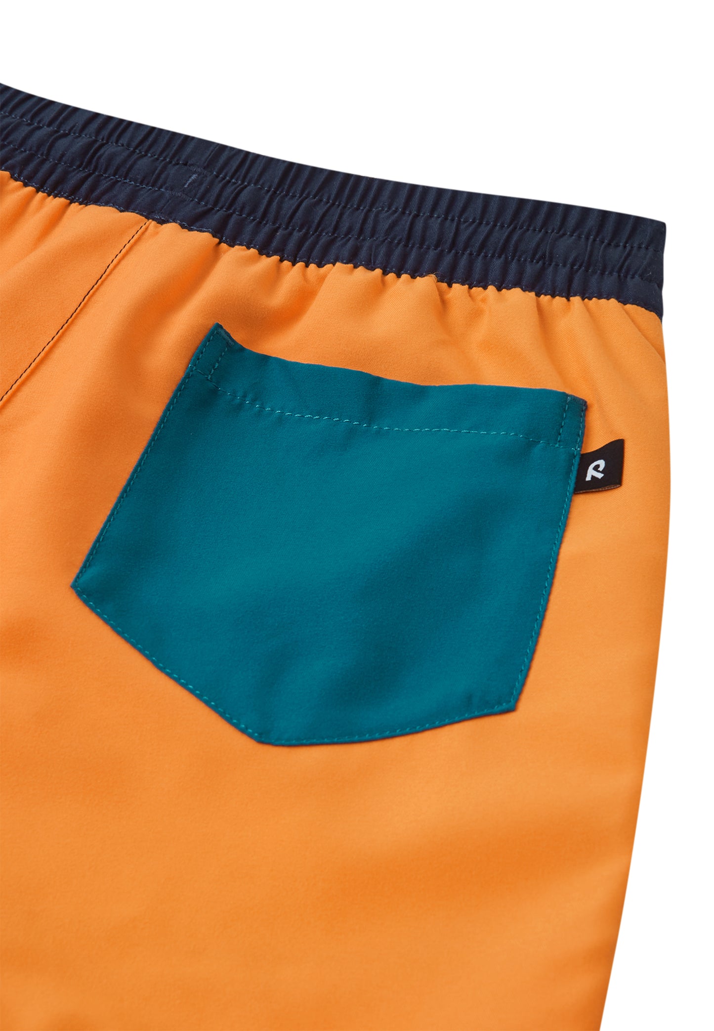 REIMA Badehose <br> Palmu <br>Gr. 110 - 152<br> UV-Schutzfaktor 50+<br> schnelltrocknend<br> Netzhose innen <br>Bund regulierbar<br> Länge Mitte Oberschenkel
