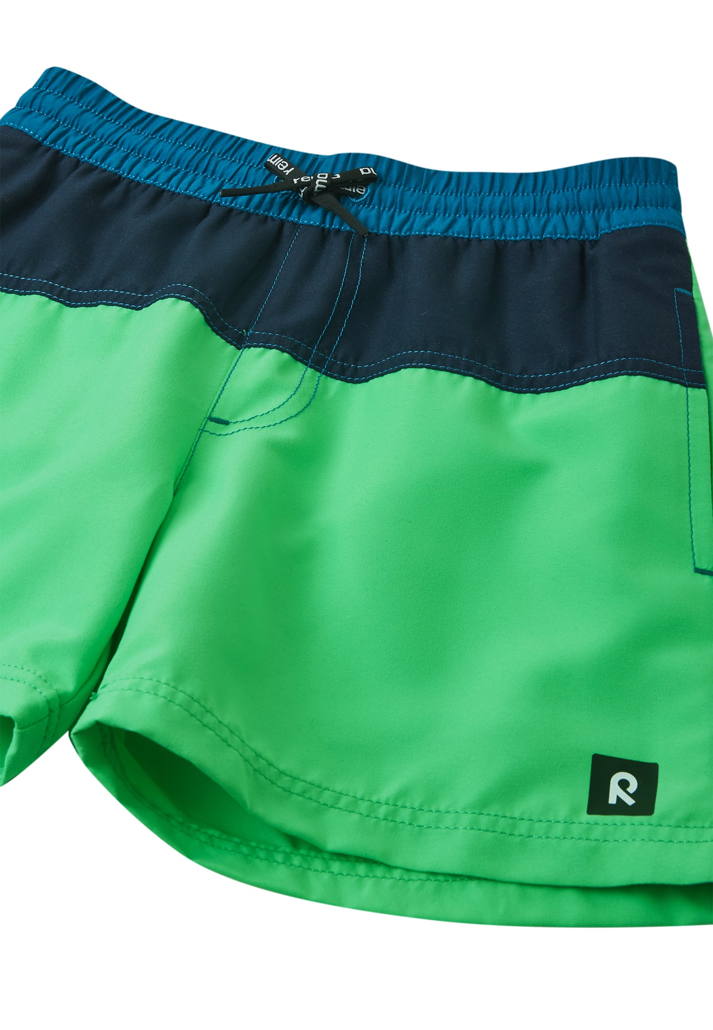 REIMA Badehose <br> Palmu <br>Gr. 110, 116, 122, 128, 134, 146, 152<br> UV-Schutzfaktor 50+<br> schnelltrocknend<br> Netzhose innen <br>Bund regulierbar<br> Länge Mitte Oberschenkel