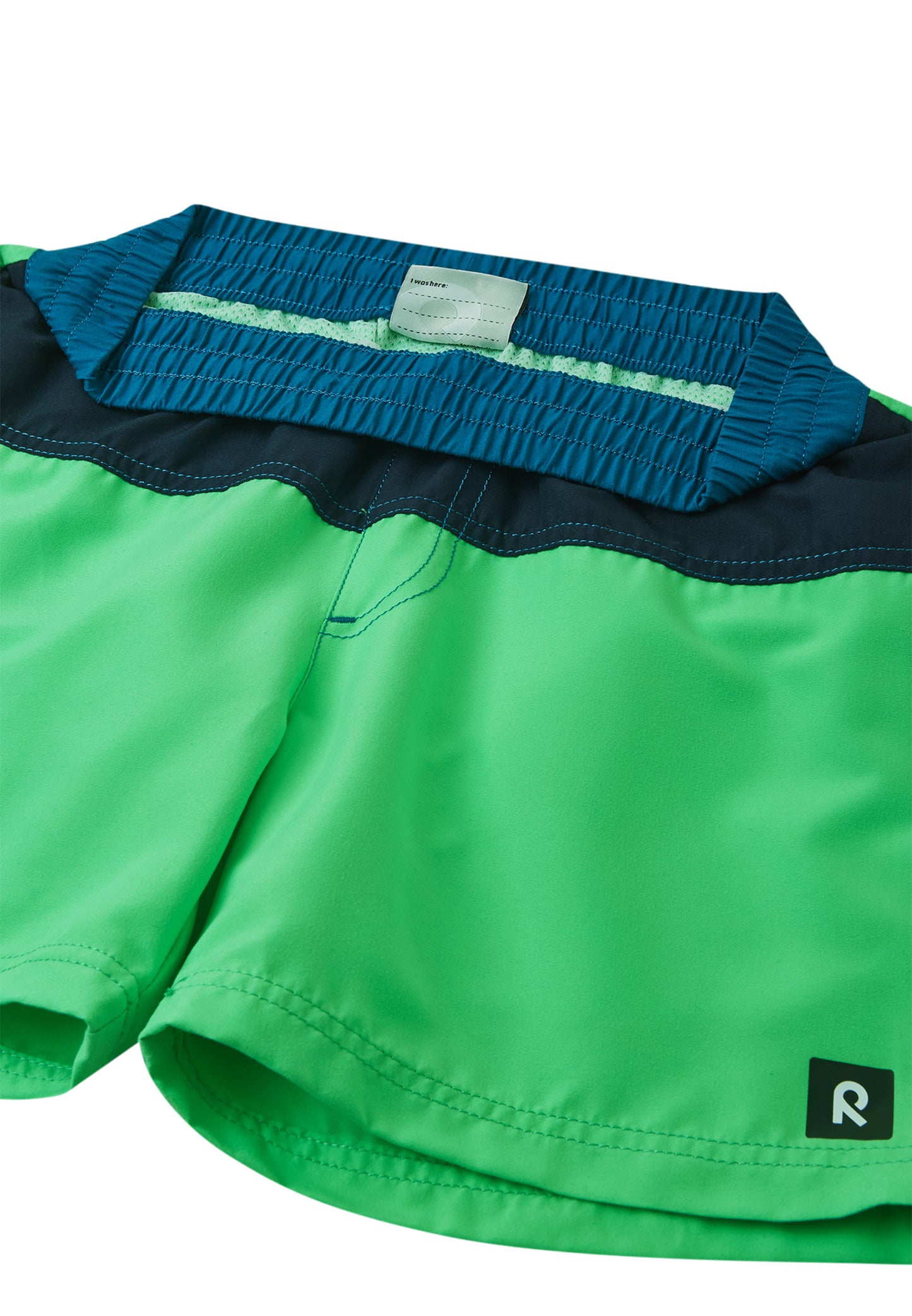 REIMA Badehose <br> Palmu <br>Gr. 110, 116, 122, 128, 134, 146, 152<br> UV-Schutzfaktor 50+<br> schnelltrocknend<br> Netzhose innen <br>Bund regulierbar<br> Länge Mitte Oberschenkel