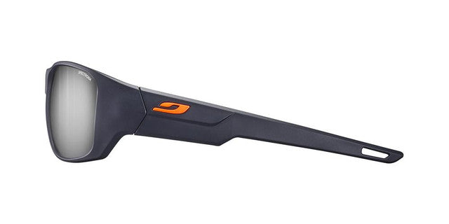 JULBO Sonnenbrille<br> Rookie 2 <br>onesize 8-12 Jahren <br> breite Bügel und Reactiv-Gläser <br>UVA+UVB-Filter <br> Spectron 3 Gläser = sehr hoher Schutz<br> mit Etui