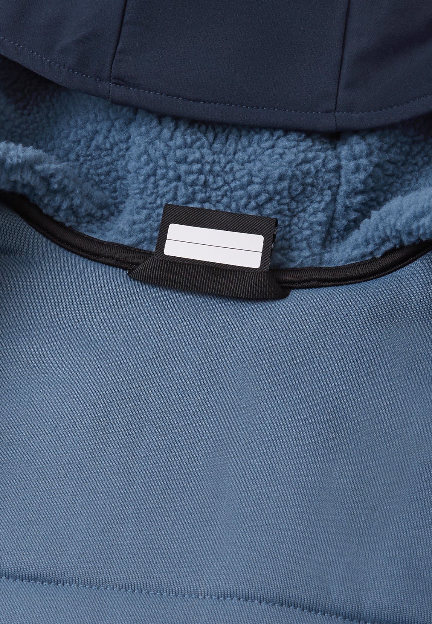 REIMA Fleece-Kapuzen-Jacke/Hoodie <br>Samota <br> Gr. 122, 158<br> aussen warm und flauschig, innen hautfreundlicher Jersey<br> recyceltes Material<br> sehr warm, 310 g/m2 Dicke