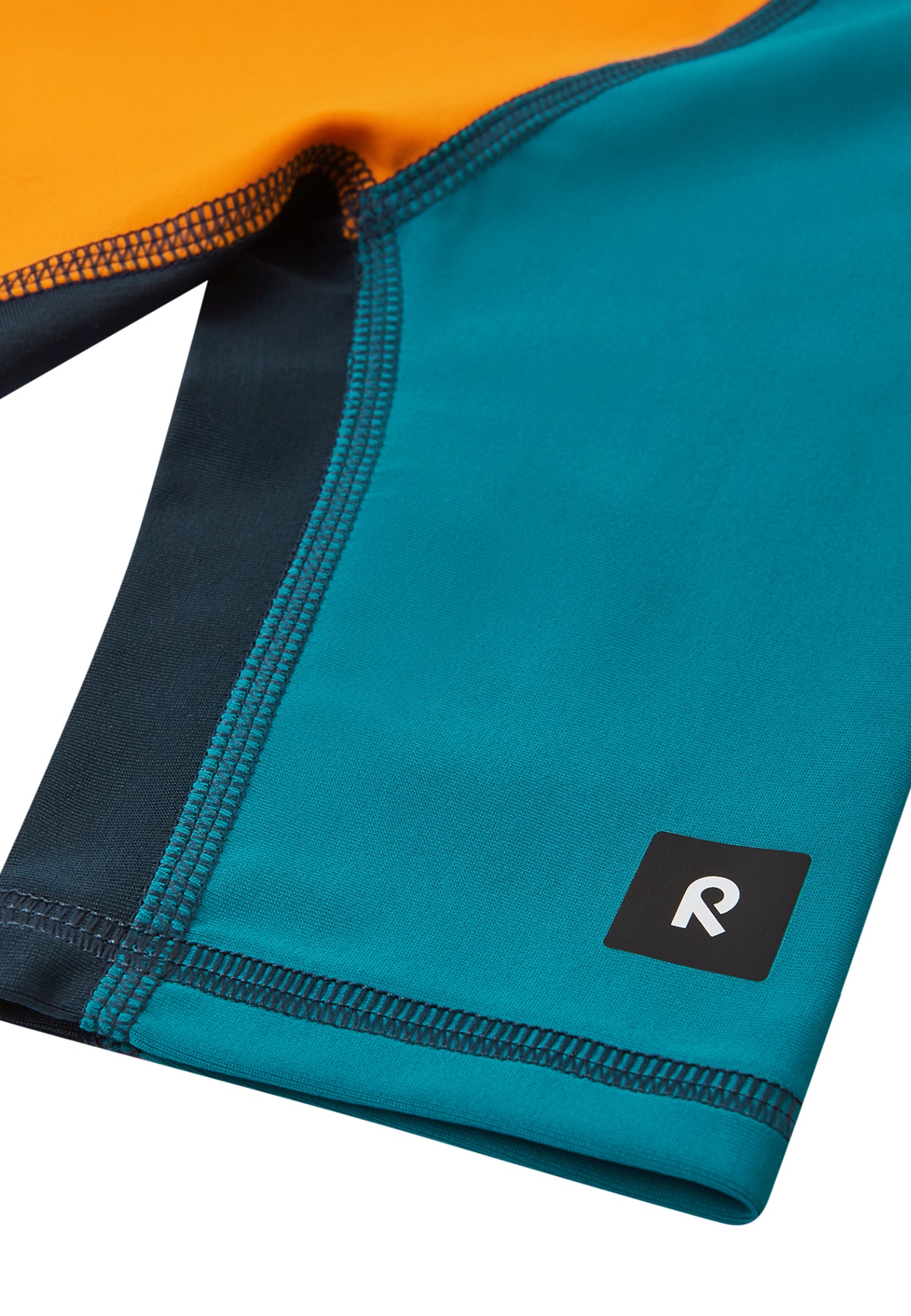 REIMA Badeshirt <br>Uiva <br>Gr. 104 - 134<br> UV-Schutzfaktor 50+<br> schnelltrocknend