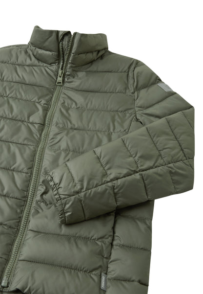 REIMA dünne Übergangs-Jacke daunenähnlich<br> Untu<br> Gr. 116, 146, 152, 158, 164<br> mit Fellex wattiert (künstliche Daune) <br> zum Separat- oder Darunter Tragen<br> WS 10'000 mm