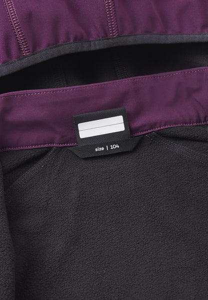 REIMA gefütterte Softshell-Jacke <br>Vantti <br>Gr. 80-140<br> aussen Softshell<br> innen weiches Fleece <br>WS 10'000 mm