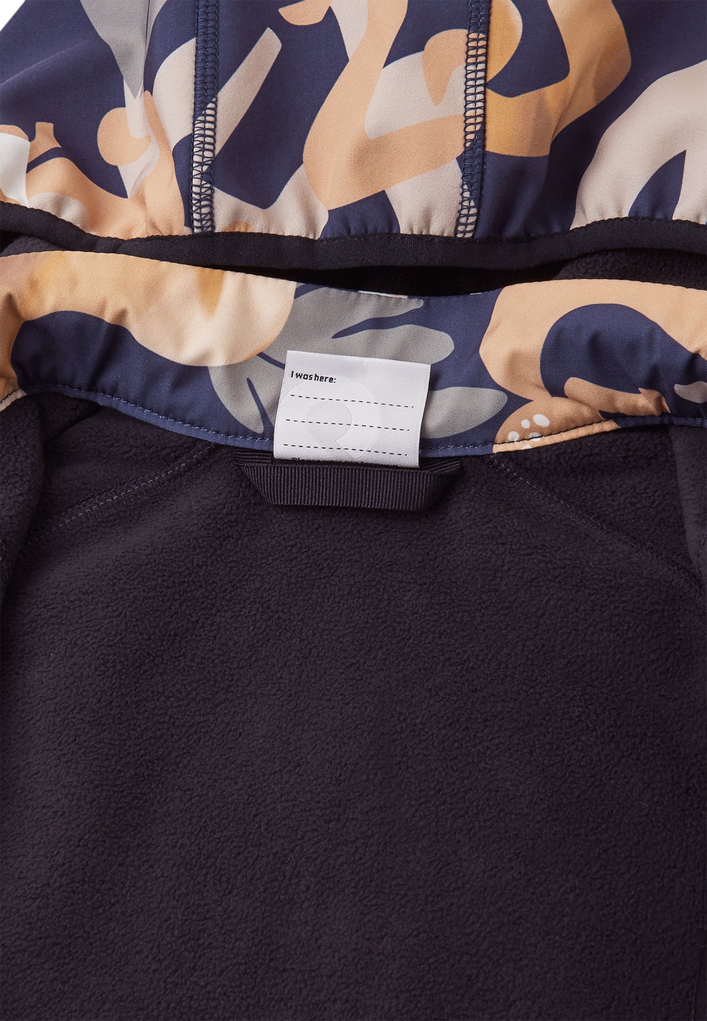REIMA gefütterte Softshell-Jacke <br>Vantti <br>Gr. 128<br> aussen Softshell<br> innen weiches Fleece <br>WS 10'000 mm